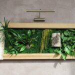 Décoration d'un salon de thé : Création et installation d'un tableau végétal avec cadre en bois (chêne et bouleau) dans un espace bien-être à St-Etienne-de-St-Geoirs (Isère)
